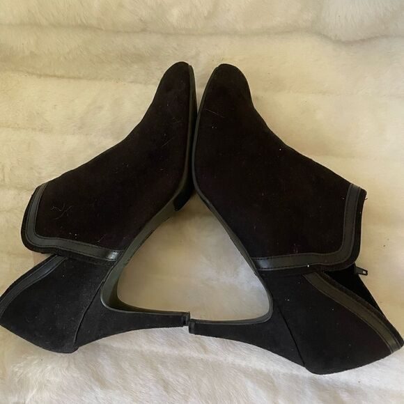 Dexflex Comfort Black faux suede ankle boots side zipper size 12 - Picture 2 of 9